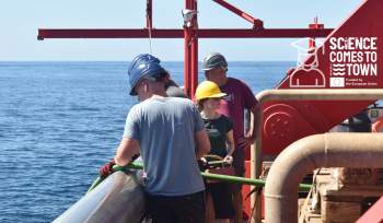 Kids' University: Adventure on a Research Vessel – Expeditions on the World's Oceans